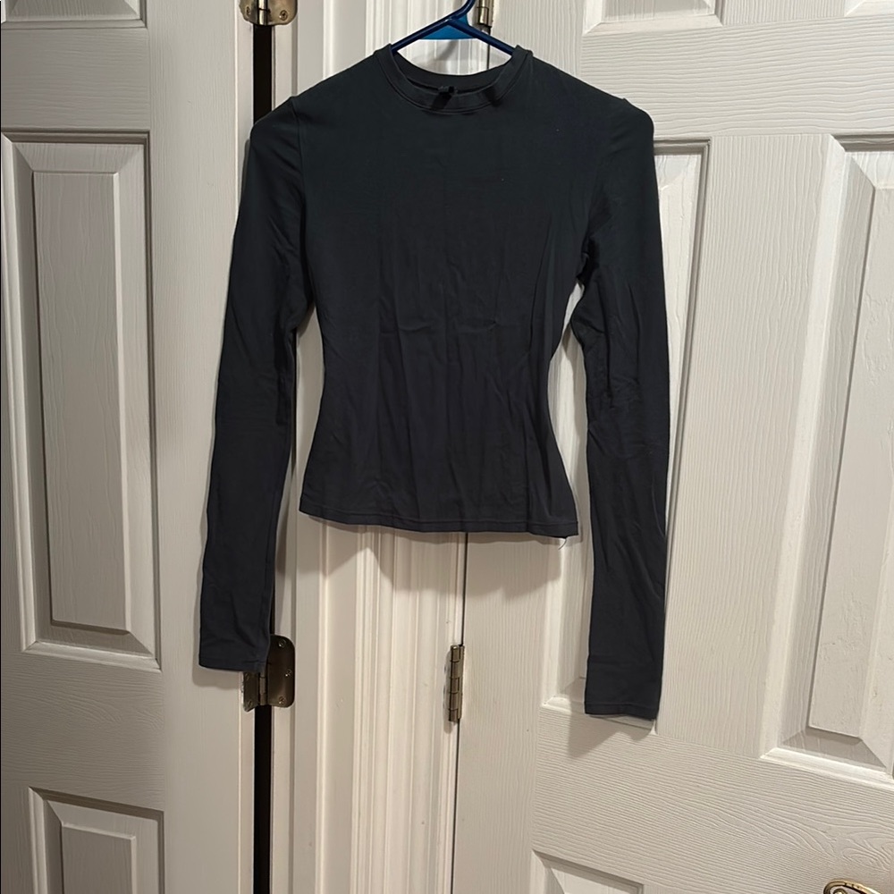 SKIMS Dark Green Fitted Blouse with Crew Neckline